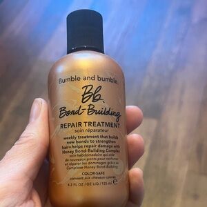 Bumble and bumble Bond-Building Repair Treatment - Honey Brown/Black Cap